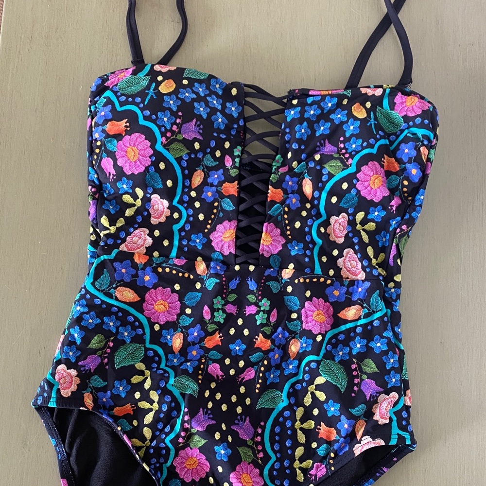 Kenneth Cole swimsuit
